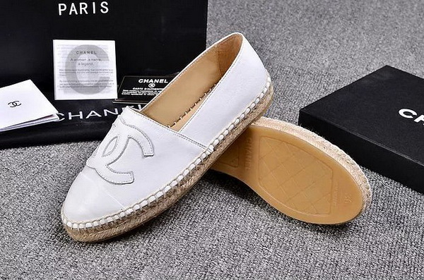 CHANEL Loafers Women--090